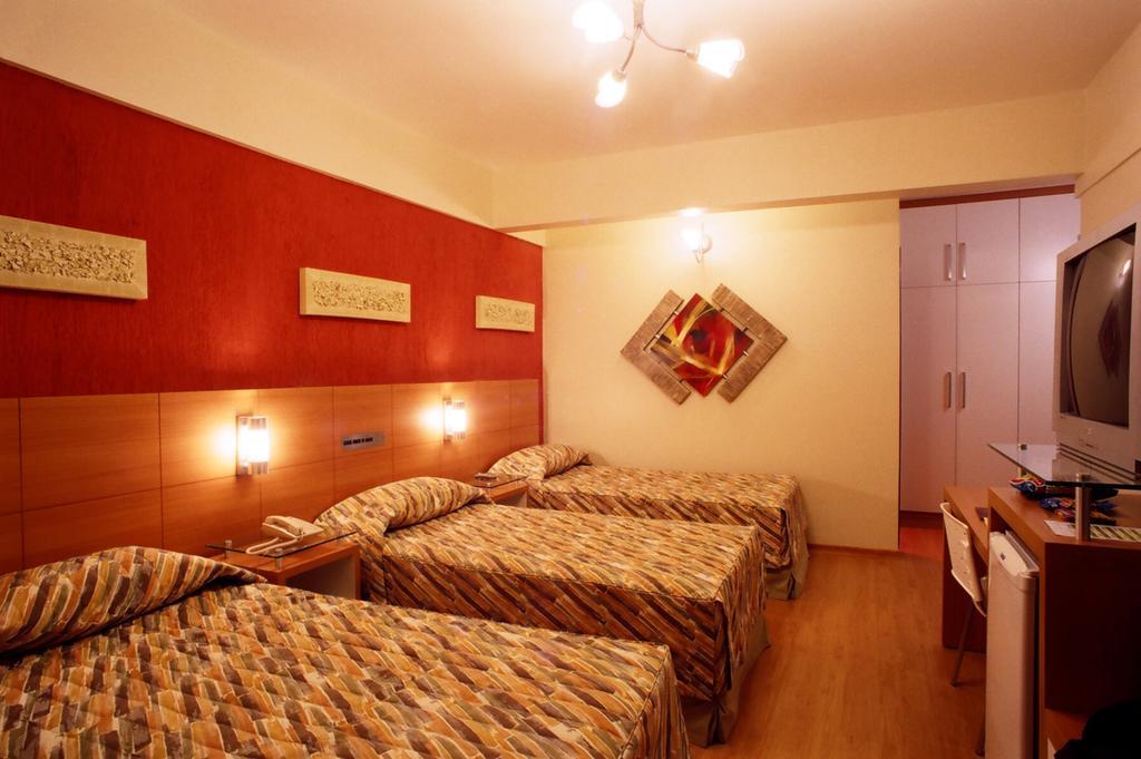 Liber Hotel Nova Serrana - Conforto Na Rota Da Br-262 Room photo